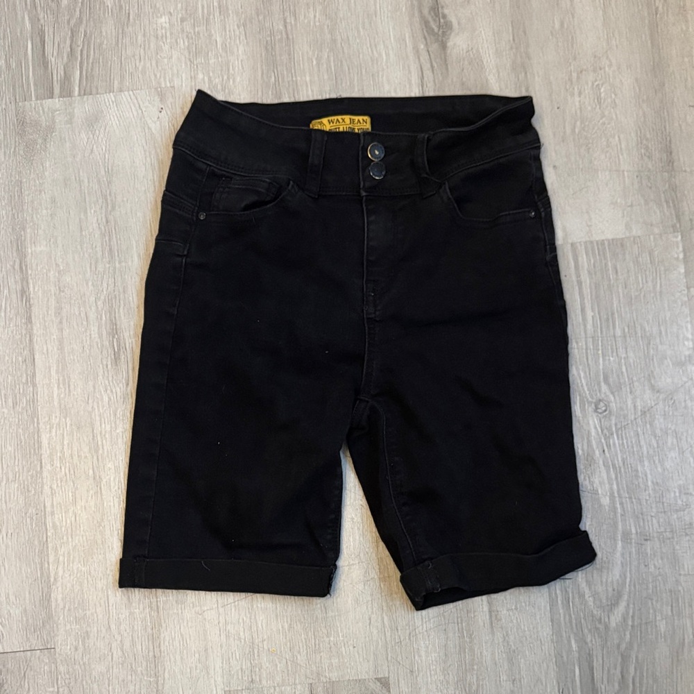 Wax Jean Classic Black Shorts